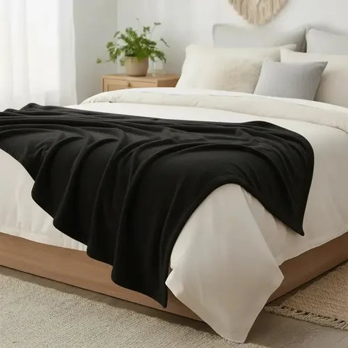 Frazada Flannel 2 Plazas Y Media Extrasuave Gruesa Liso 1.2 Kg Negro