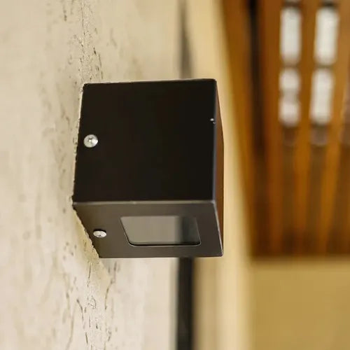Aplique Pared Unidireccional Apto Intemperie Exterior Negro