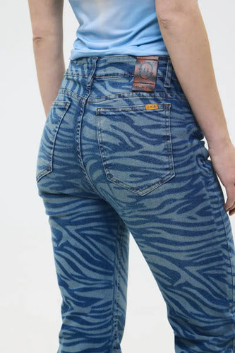 Jean Bootcut Zebra Azul Chermix De Mujer De Algodón Azul 24