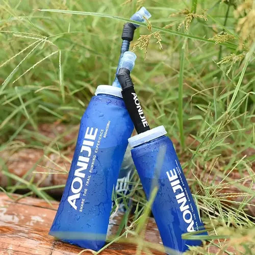 Botella de Agua Plegable Aonijie para Trail Running 350 ml Azul · 16969 · foto 09