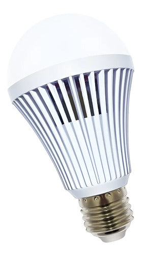 Lampara Led Autonoma 15w E27 Fria Luz De Emergencia Color Blanco Frio · 15850 · foto 03