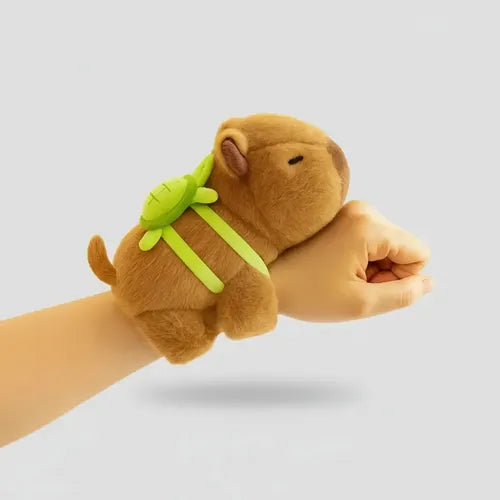 Peluche Pulsera Capibara 4 en 1 Musical y Giratorio Marrón · 16867 · foto 07