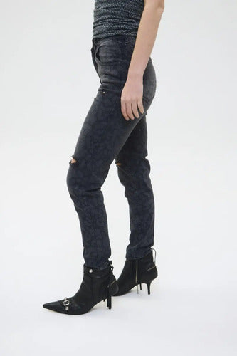Jean Skinny Pantera Negro Chermix De Mujer Algodón Negro 26