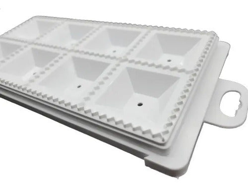 Molde Para 8 Raviolones Placa Ravioles R