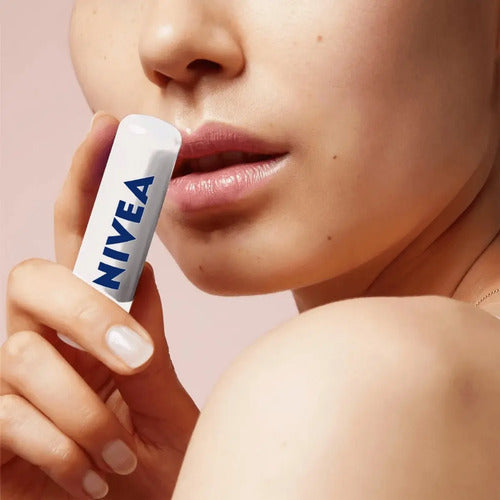 Protector Labial Humectante Nivea Derma Care Fps20 4.8g · 17681 · foto 03