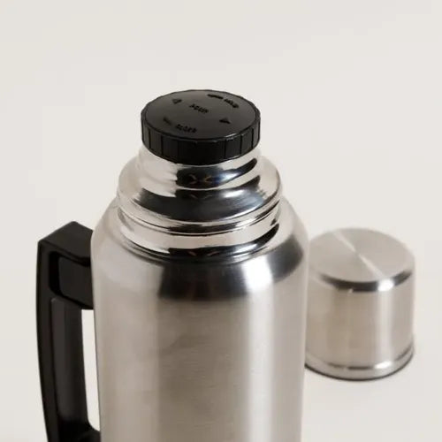Termo Camping Acero Inoxidable Asa Abatible 1,5 Lts Plateado