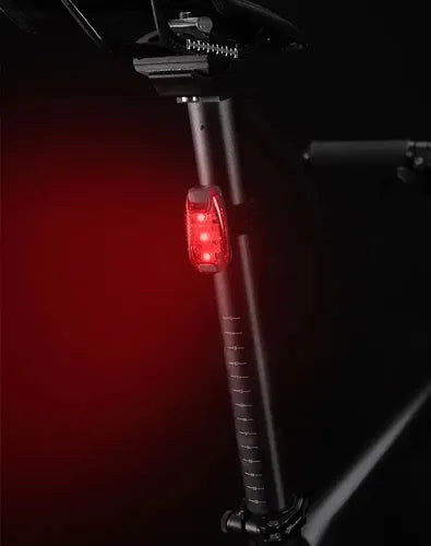 Luz Trasera para Bicicleta Rockbros ZPWD-1 3 Modos Rojo · 16817 · foto 08