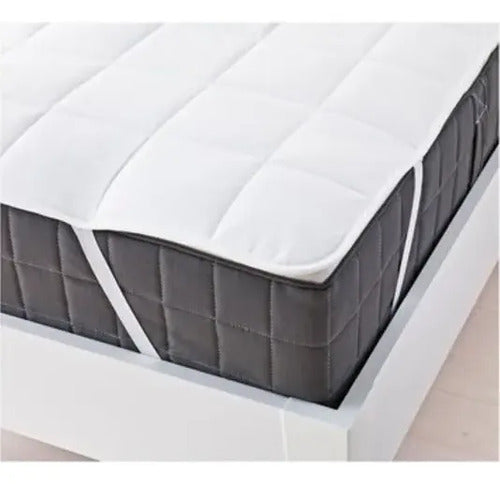 Cubre Colchón Protector con Elásticos Distrito Blanco 2 1/2 Plazas 140 x 190 cm · 15843 · foto 01