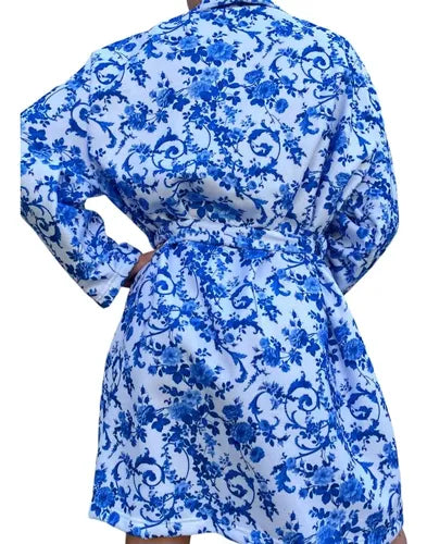 Bata Toalla Modelo Animada Porcelana Flores Azules Azul