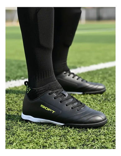 Botines de Fútbol Soft 310 FG/AG Césped Natural y Sintético Negro Talle 38 · 17045 · foto 03