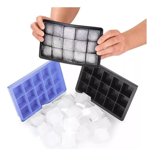 Cubetera Silicona Hielo Cuadrado Molde A Negro