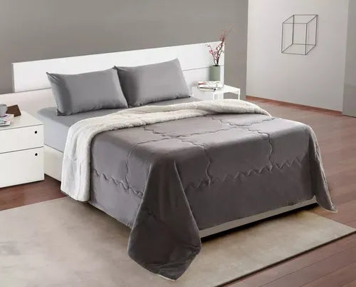 Frazada Corderito King Gris Oscuro Reversible 260x280 Cm