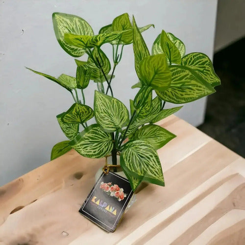 Planta Artificial De Escritorio 35 Cm Con Maceta + Piedras