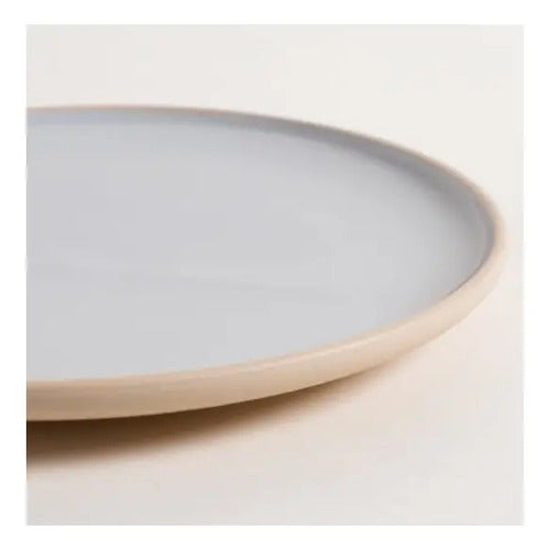 Plato Playo Korba Brillante Gris Claro De 27 Cm, De Cerámica Mishka