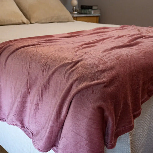 Manta Frazada Flannel 1 Plaza Y Media 2,20x1,80 Metros Rosa Liso 800 G Rosa Viejo