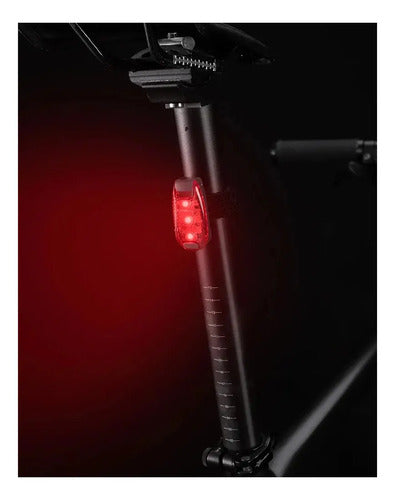 Luz Trasera para Bicicleta Rockbros ZPWD-1 3 Modos Rojo · 16817 · foto 07