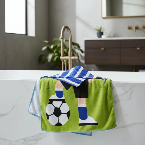 Toallón Infantil Poncho con Capucha Fútbol Playero de Baño · 5202 · foto 02