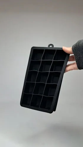 Cubetera Silicona Hielo Cuadrado Molde A Negro