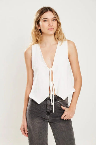 Chaleco Corto De Algodón Texturado Off White Koxis Mujer