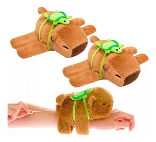 Peluche Pulsera Capibara 4 en 1 Musical y Giratorio Marrón · 16867 · foto 05
