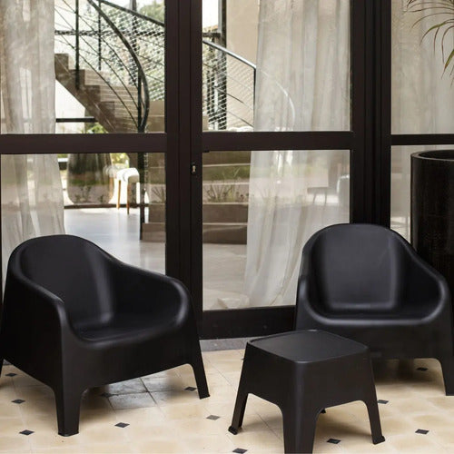 Sillon Plastico Skarpo Exterior Jardin Apilable X2 + Mesa Ratona Sunset Color Negro Gardenlife