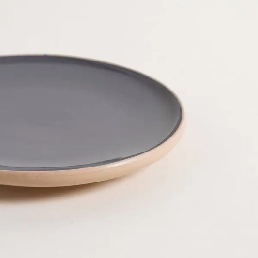Plato Postre Korba Gris Oscuro Brillante Con Beige 20 Cm