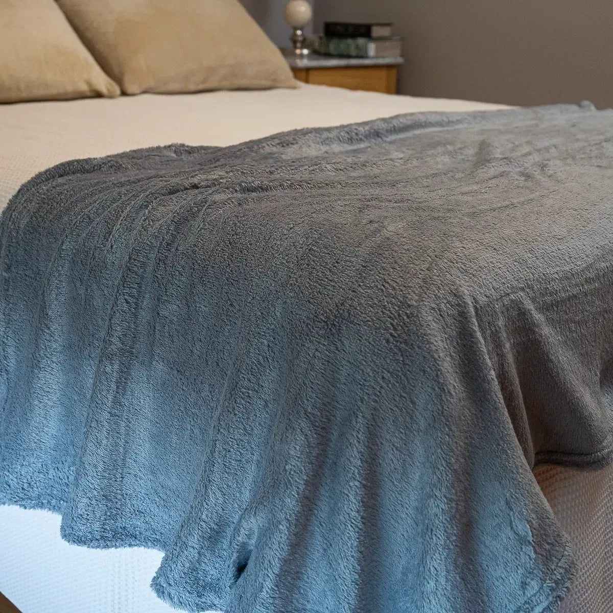 Manta Frazada Plush Cama 2 Plazas / Sillón / Viajera 2x1,80m