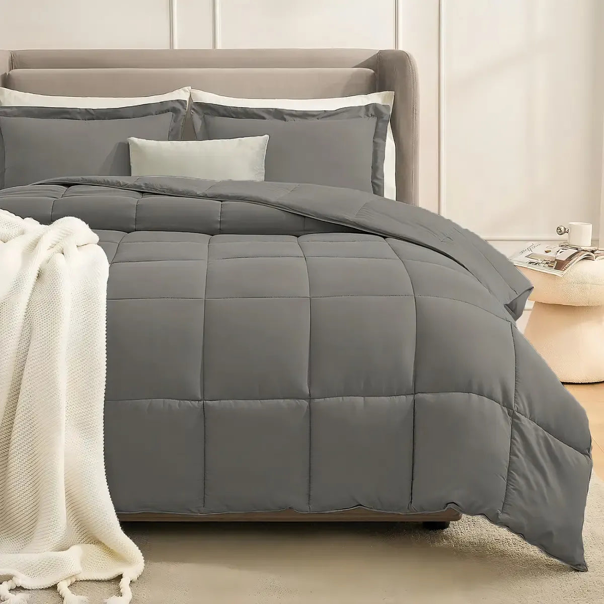 Acolchado Distrito Blanco Plumon 4 Estaciones 600 H Con Fundas 1 1/2 Twin Size 170 X 250 Cm Color Azul Marino