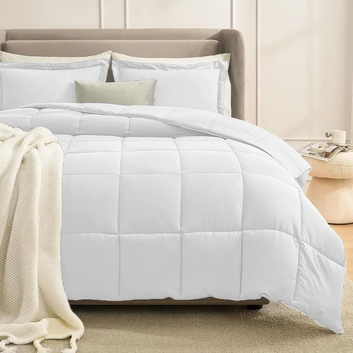 Acolchado Distrito Blanco Plumon 4 Estaciones 600 H Con Fundas 1 1/2 Twin Size 170 X 250 Cm Color Azul Marino
